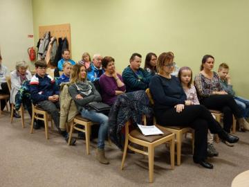  Rodiče a hosté na vyhlášení výsledků soutěže Jižní Morava čte