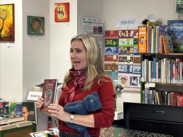 (c)  Mgr. Lucie Filipová