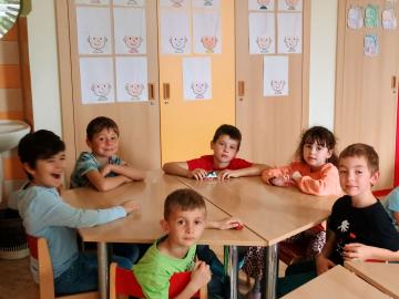 (c) Milena Hromková